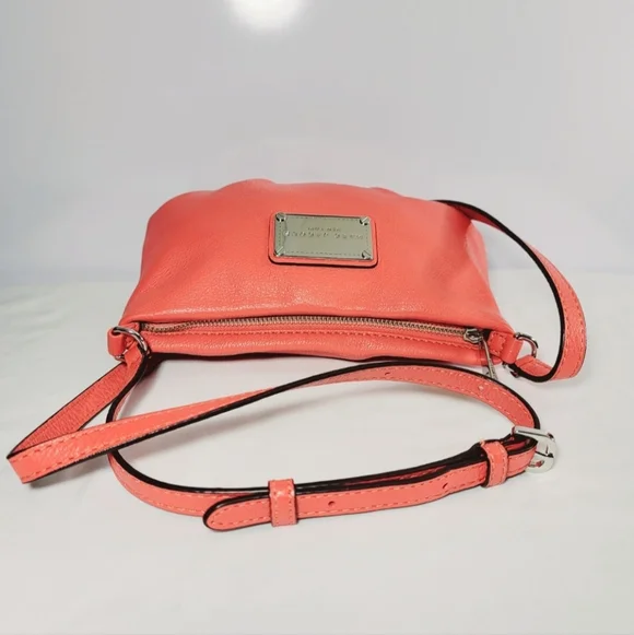 Marc Jacobs New York Classic Leather Crossbody bag. - Picture 4 of 14